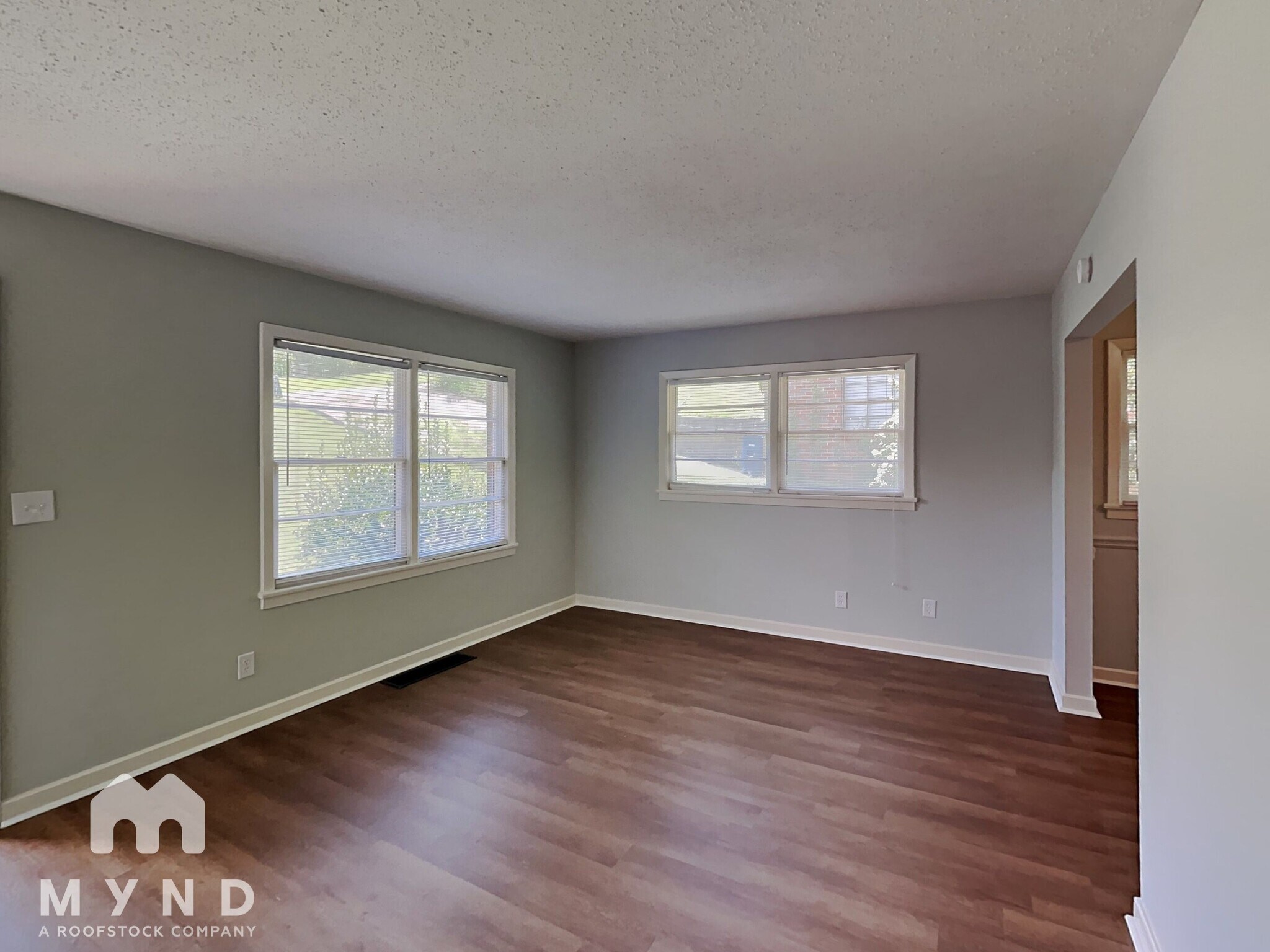 Building Photo - 304 Glynn Dr