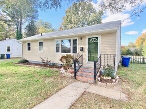 Building Photo - 17 Hoopes Rd