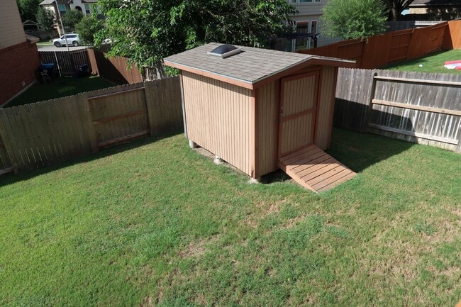 Building Photo - 249 Nomad Ln