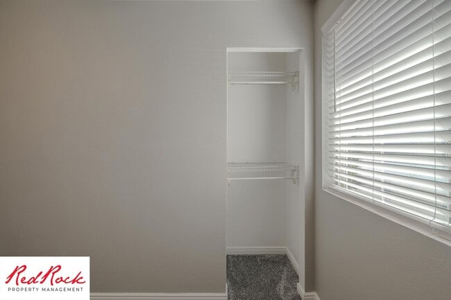 Building Photo - 3 Bedroom Home with Red Rock Views and Community Pool