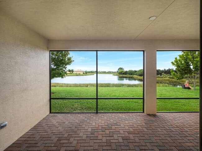 Building Photo - 12190 SW Bennington Cir