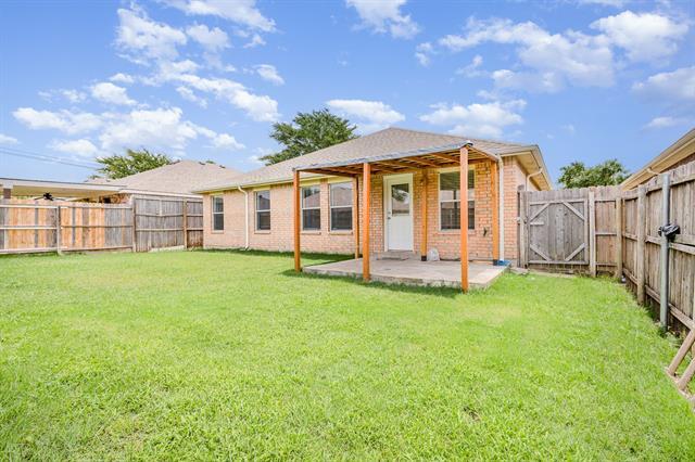Building Photo - 12801 Skeeter Ln