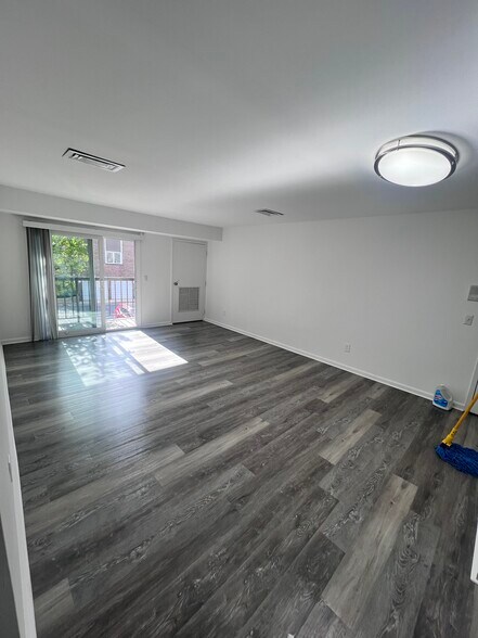 Interior Photo - Carriage House