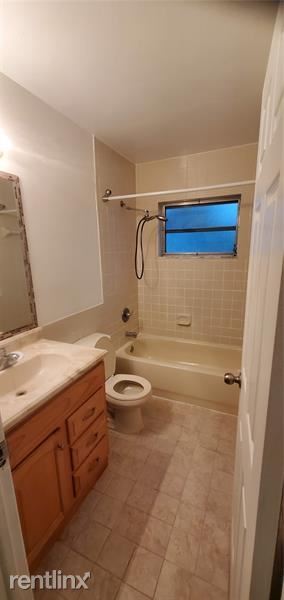 Building Photo - 2 br, 1 bath  - 4235 SW 62nd Ave