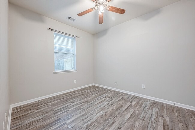 Building Photo - 7518 Brackstone Ct