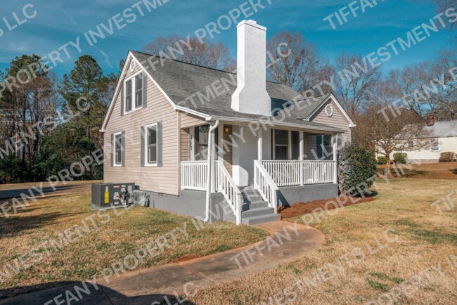 Building Photo - 457 Cherryville Rd