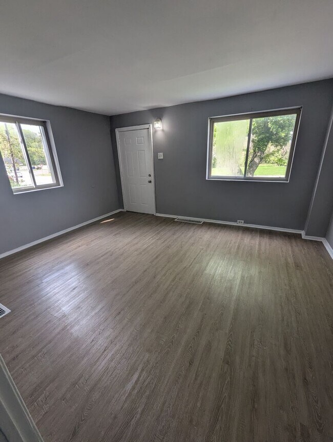 Building Photo - Pretty on Pennsylvania - 3 Bedroom, 1.5 Ba...