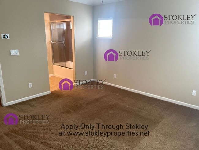 Building Photo - 1540 Silverleaf Ln
