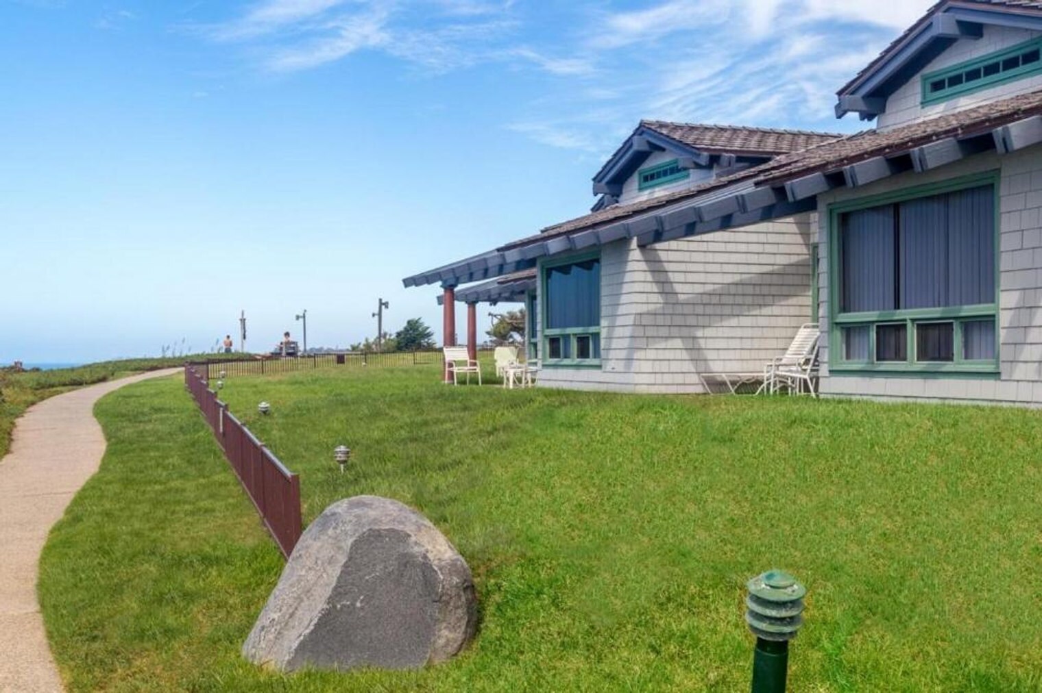 Building Photo - 1400 Ocean Ave