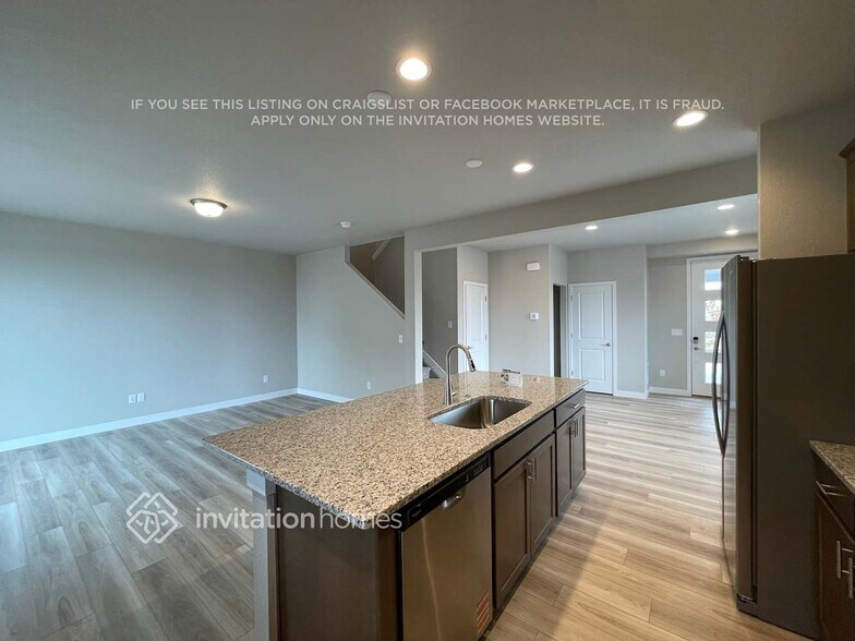 Building Photo - 13543 Arriba Dr