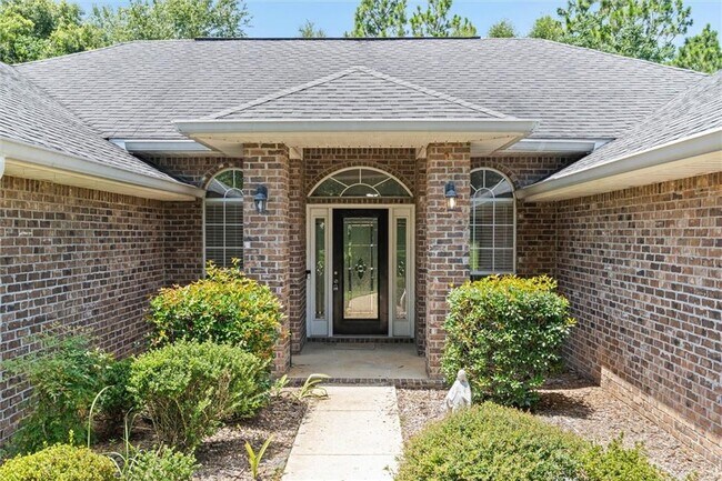 Building Photo - 4120 Fenwick Loop S