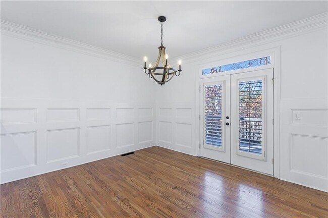 Building Photo - 1012 Madeline Ln