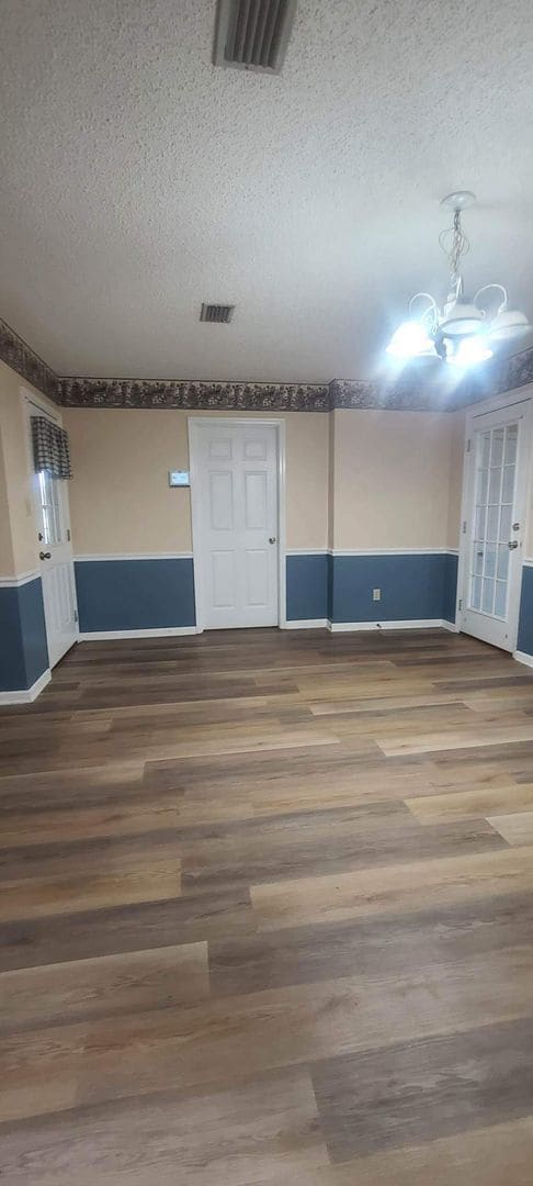 Building Photo - 3835 Cross Creek Trail