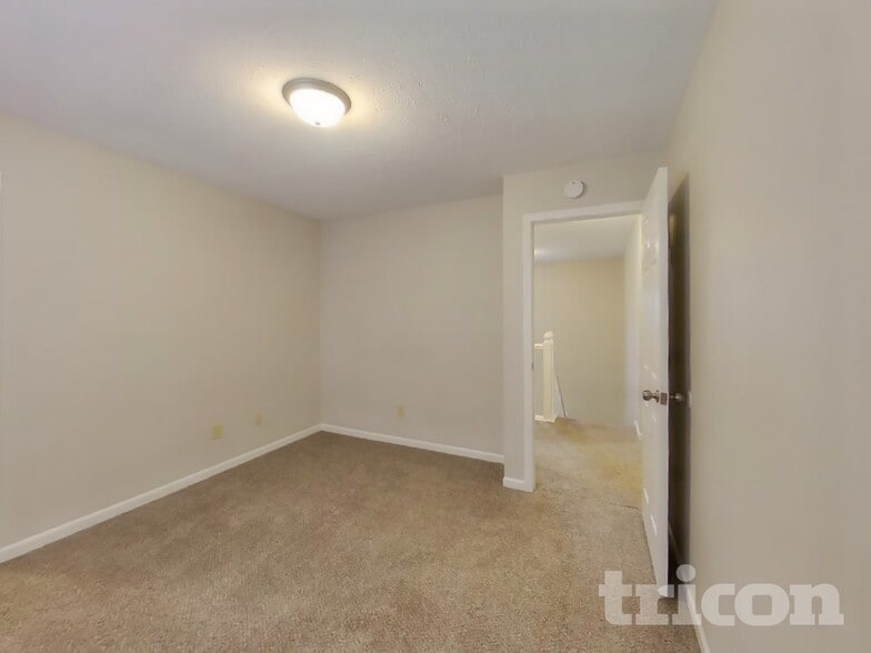 Building Photo - 7396 Autumn Ct