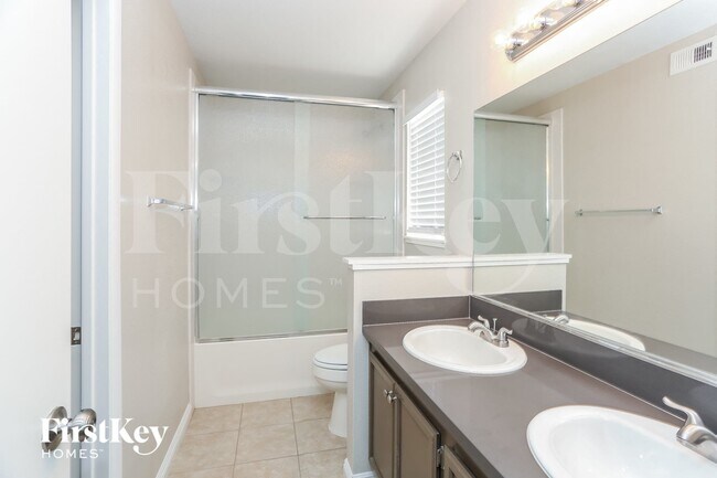 Building Photo - 6612 Wheelbarrow Peak Dr