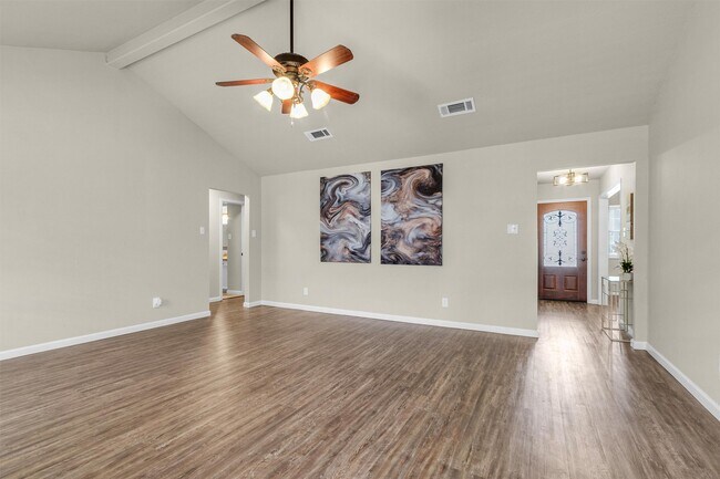 Building Photo - 7911 Heathrow Ln