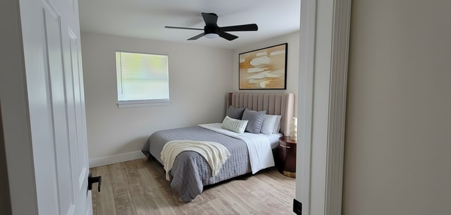 Building Photo - 5813 Tampico Rd