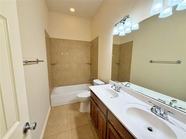 Building Photo - 7105 Handen Dr