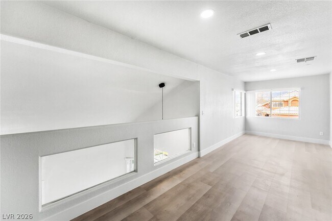 Building Photo - 529 Rancho Del Mar Way