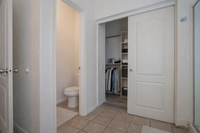 Building Photo - 9377 W Milkweed Loop