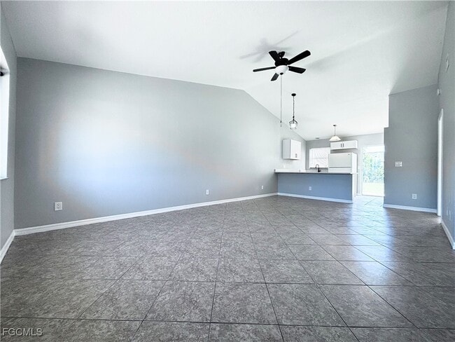 Building Photo - 4135 SW 7th Pl