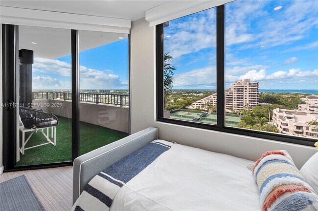 Building Photo - 201 Crandon Blvd