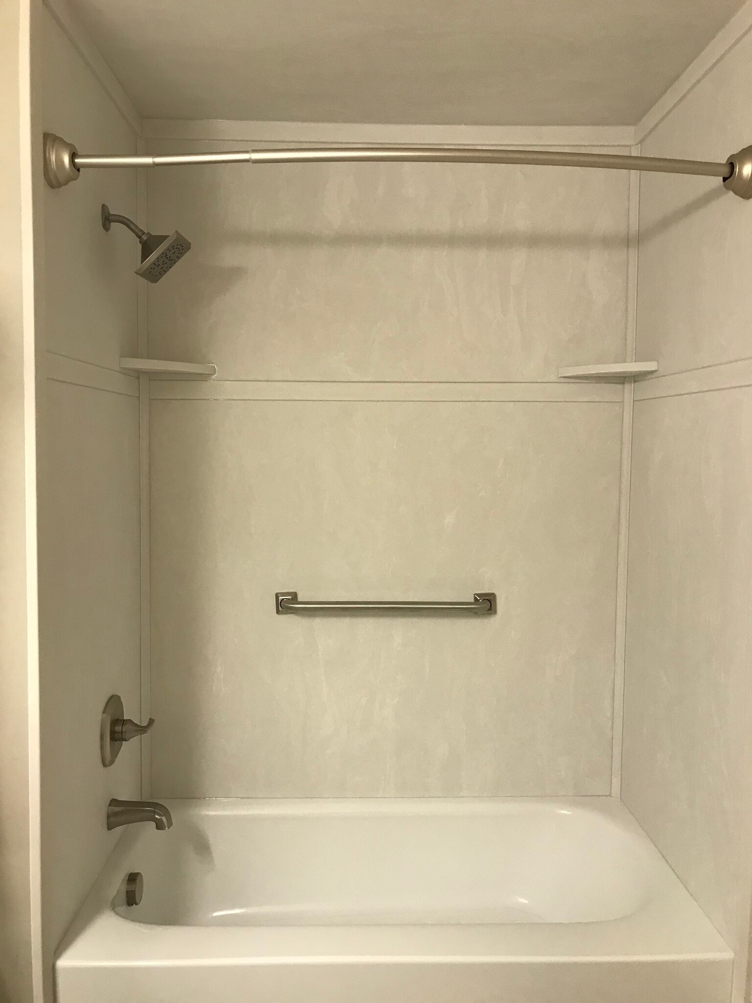 Upstair Full Bath - 1846 Sapphire Pt