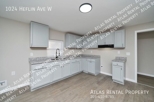 Building Photo - 1024 Heflin Ave W