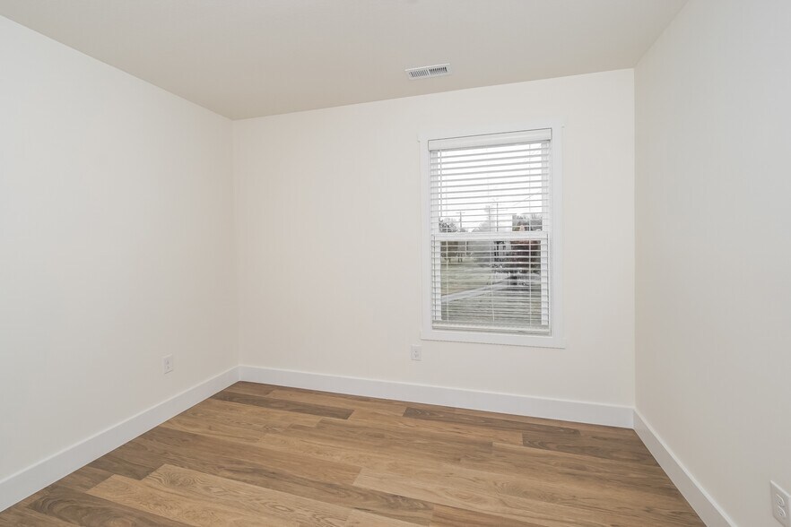 Building Photo - 2541 Legg Ln