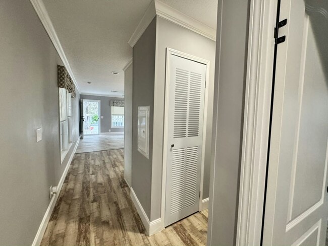 Building Photo - 2323 NW 46th Ct