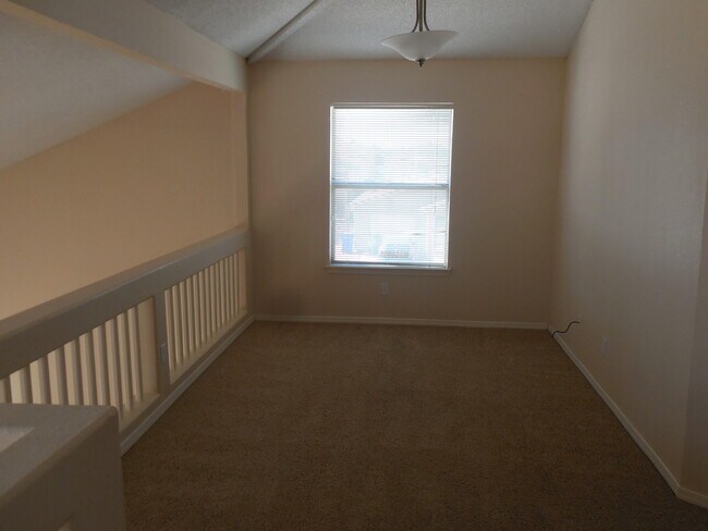 Building Photo - 11232 Whitey Ford St