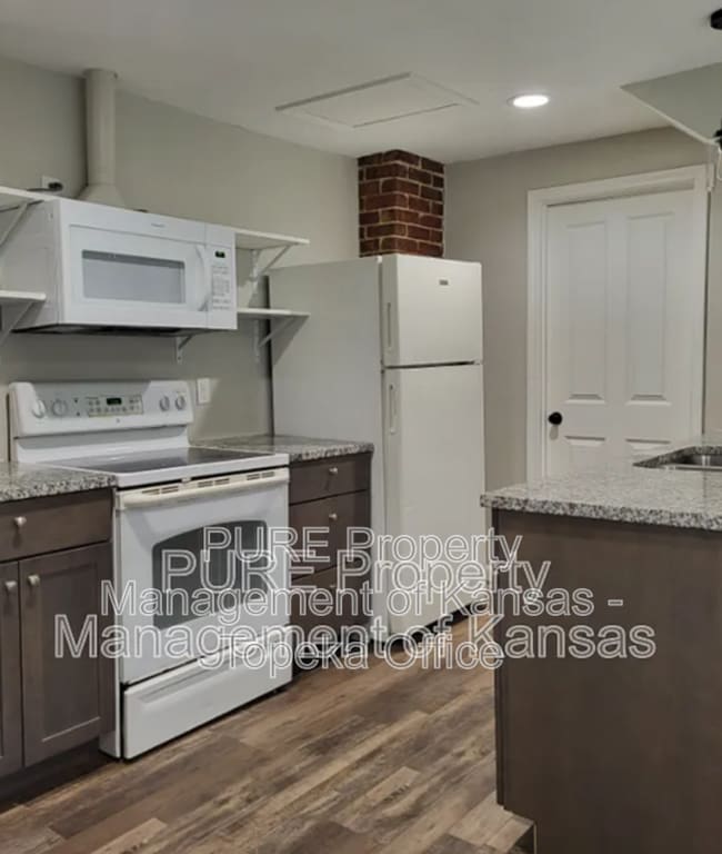 Building Photo - 1620 SW College Ave