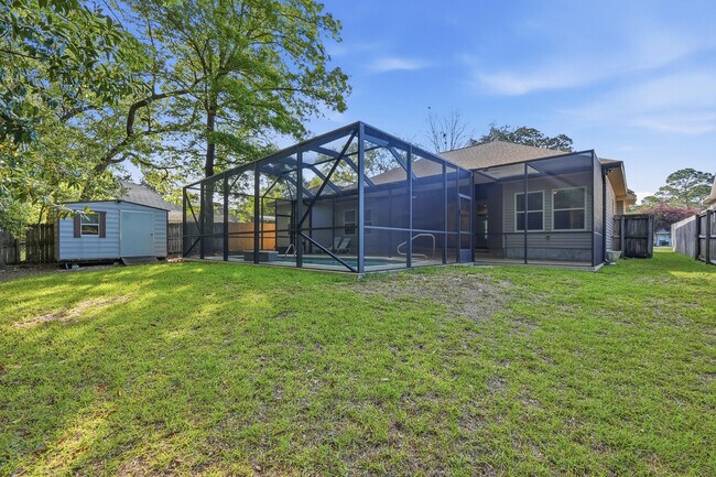 Building Photo - 1705 19th St