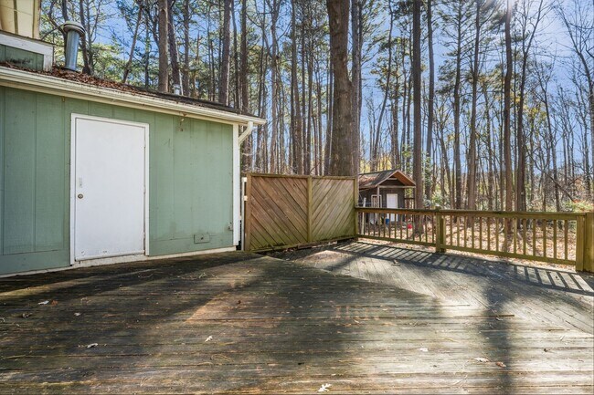 Building Photo - 732 Branniff Dr