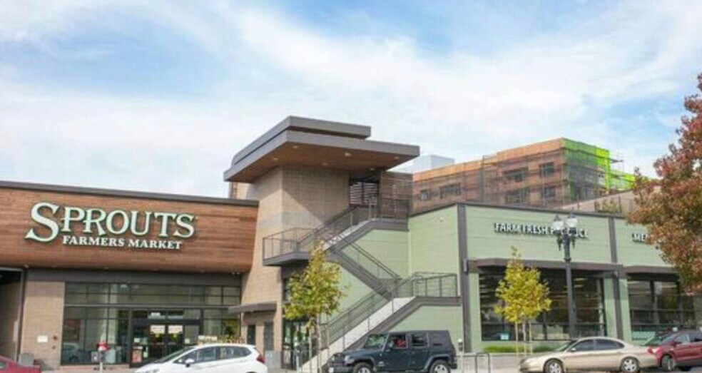 Building Photo - 66 Fairmount Ave