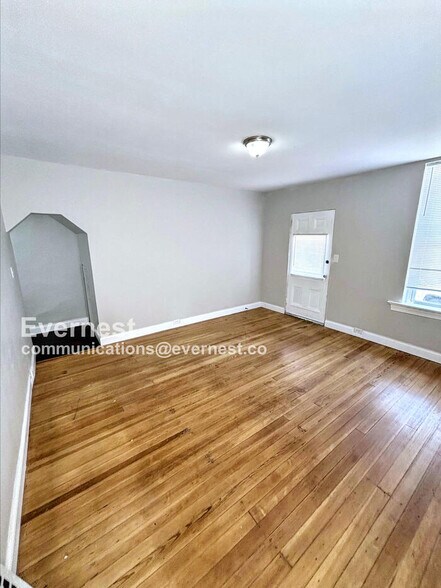 Building Photo - 7621 Virginia Ave