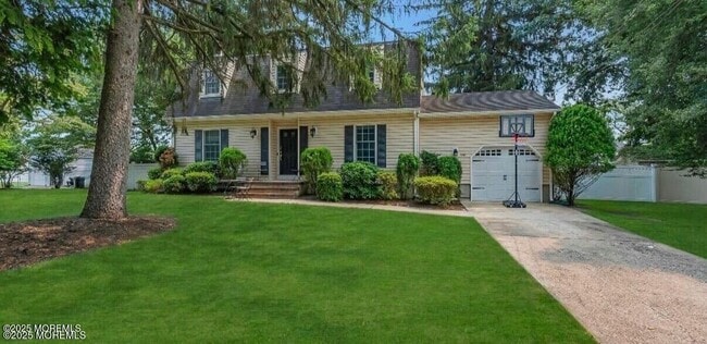 Primary Photo - 530 Wall St