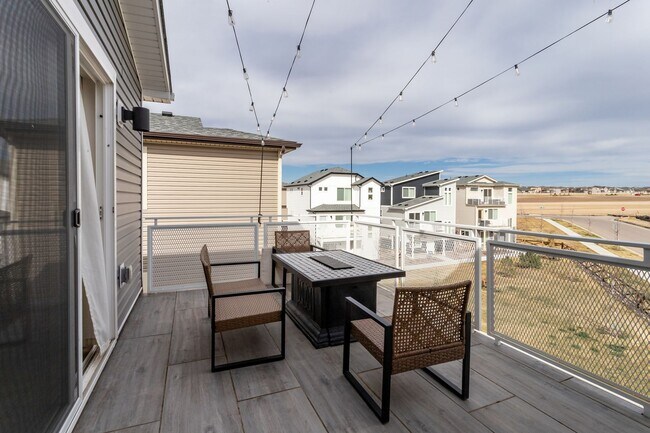 Building Photo - Stylish Three-Level Home in Banning Lewis Ranch!!