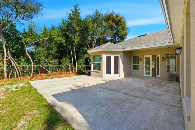 Building Photo - 5608 Kevin Ave