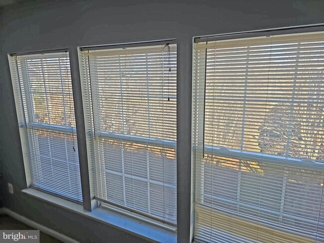 Building Photo - 8557 Wyngate Manor Ct