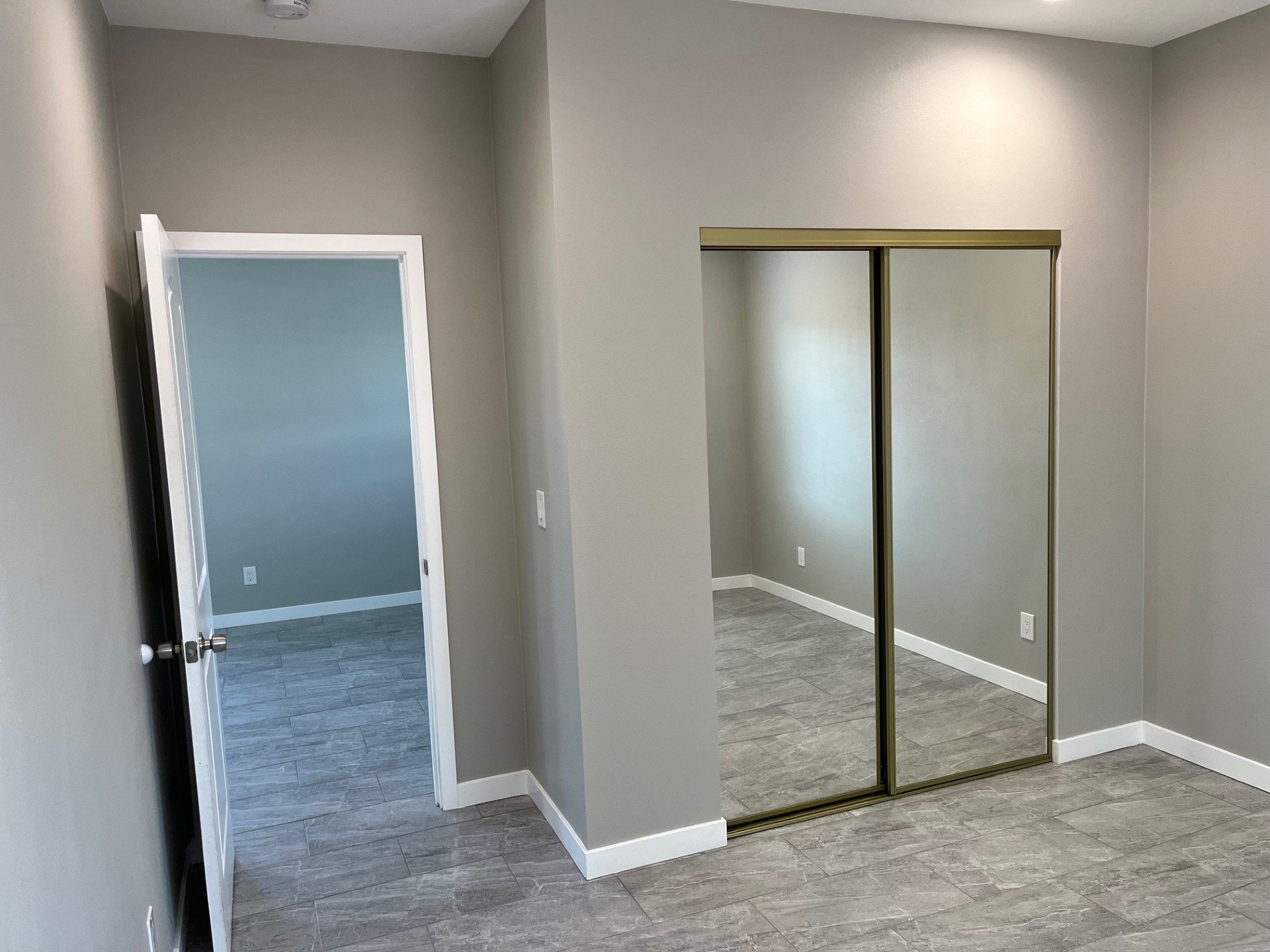 Building Photo - 12225 Brookhaven Park