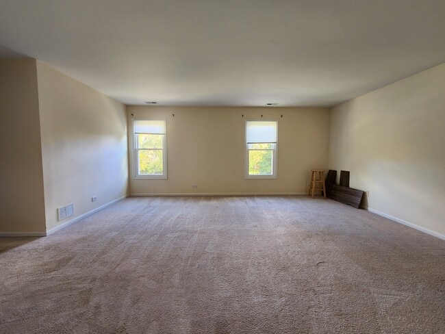 Building Photo - 3220 Indian Creek Dr