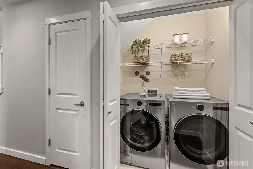 Building Photo - 12223 NE 109th Way