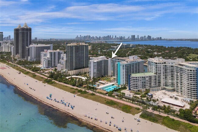 Building Photo - 5055 Collins Ave