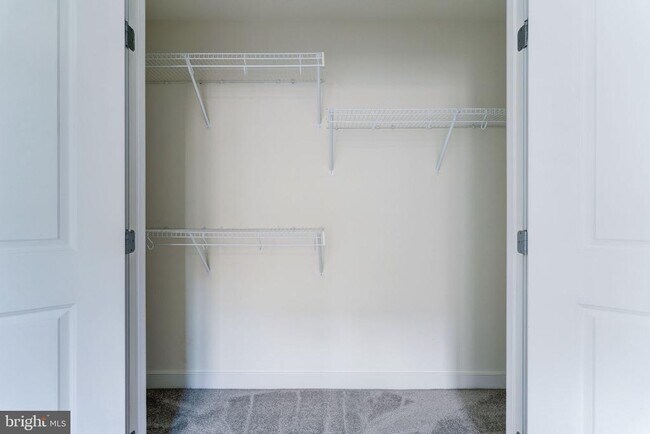 Building Photo - 155 Potomac Passage