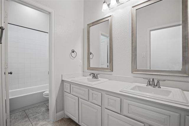 Building Photo - 16705 Dry Creek Blvd