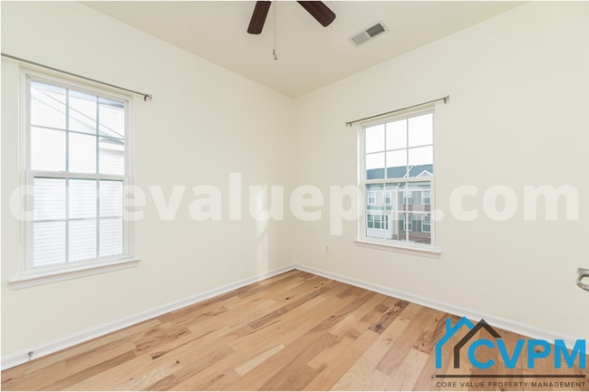 Building Photo - 7622 Timbercross Ln
