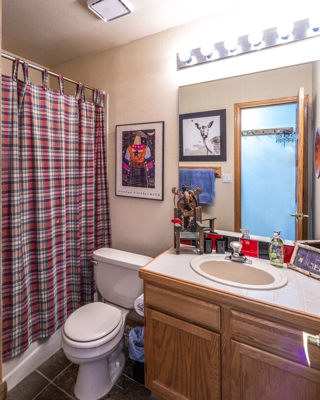 Building Photo - Extended Winter rental-Flexible lease term...
