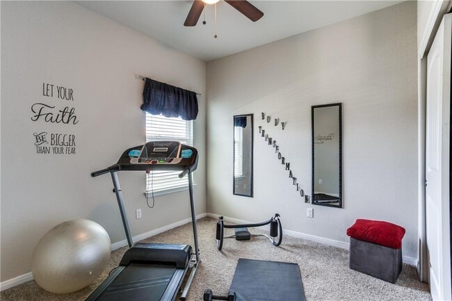 Building Photo - 1072 Gaelic Dr