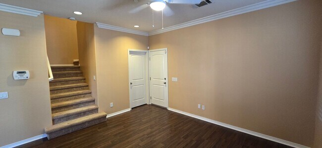 Building Photo - Beautifully maintained 2-bedroom, 2.5-bath with Loft • 1,504 sqft & 2-car garage.